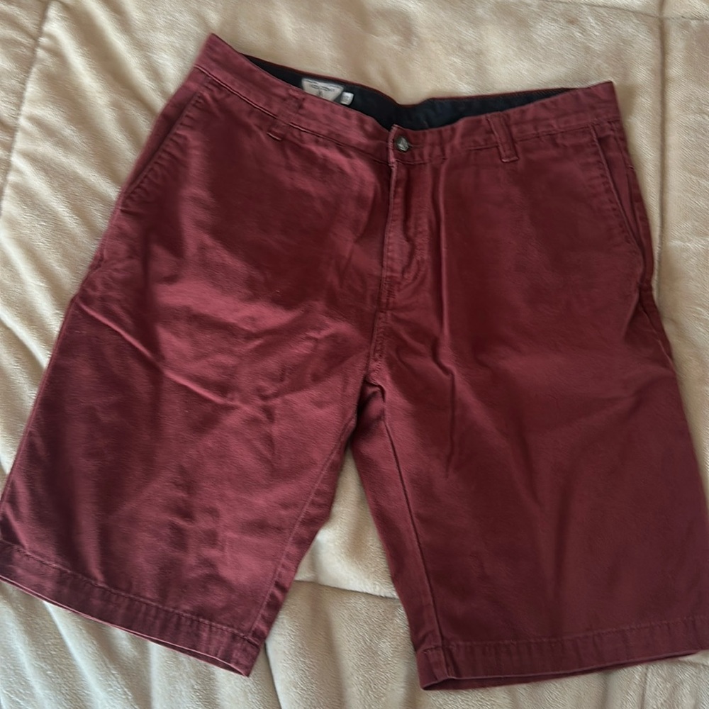 Volcom skate shorts